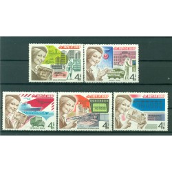 Russie - USSR 1977 - Michel n. 4671/75 - Les services postaux dans l'URSS