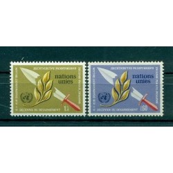 Nations Unies Genève 1973 - Y & T n. 30/31 - Décennie du désarmement  (Michel n. 30/31)