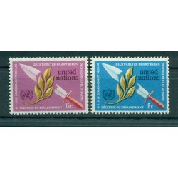 Nations Unies New York 1973 - Michel n. 254/55 - "Décennie du désarmement"