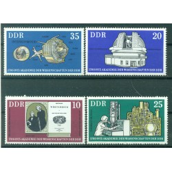 Allemagne - RDA 1975 - Y & T n. 1741/44 - Académie des Sciences (Michel n. 2061/64)