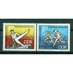 Allemagne - RDA 1970 - Y & T n. 1273/74 - Jeux sportifs des enfants et de la jeunesse  (Michel n. 1594/95)