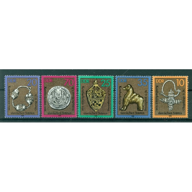 Allemagne - RDA 1978 - Y & T n. 1973/77 - Objets précieux des pays slaves (Michel n. 2303/07)