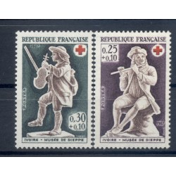 Francia  1967 - Y & T n. 1540/41 - A profitto della Croce Rossa (Michel n. 1607/08)