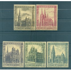 San Marino 1967 - Y & T  n. 704/08 - Gothic cathedrals (Michel n. 897/901)