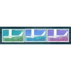 San Marino 1974 - Y & T  n. 140/42 posta aerea - Volo a vela (Michel n. 1077/79)