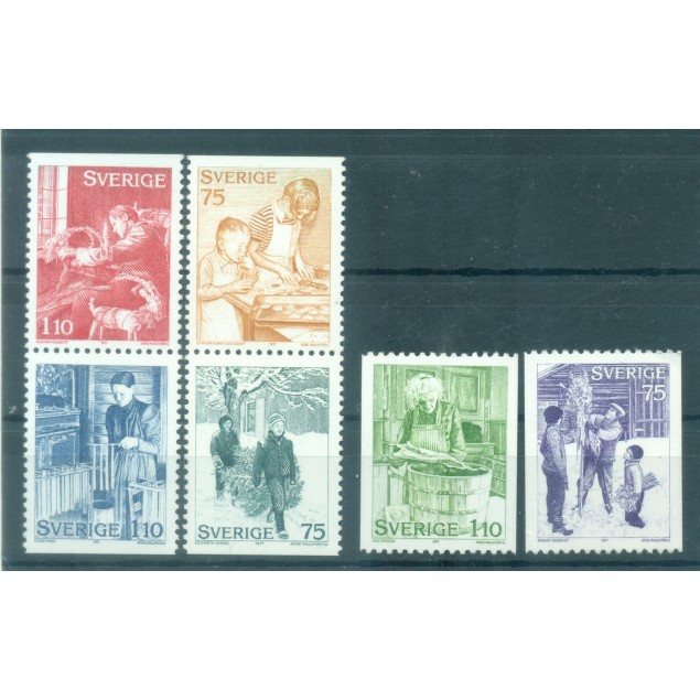 Svezia 1977 - Y & T n. 985a-87-88a-90 - Natale (Michel n. 1004 D/1009 C)