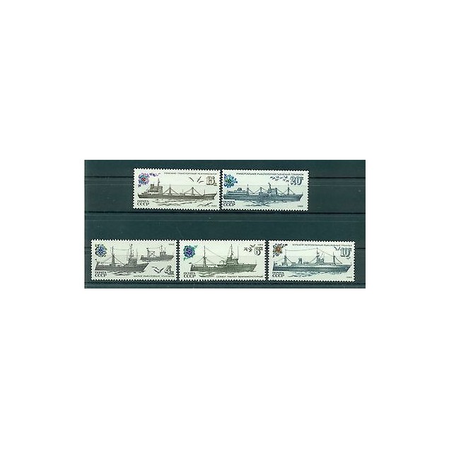 Russie - USSR 1983 - Michel n. 5287/91 - Navires océaniques de la flotte de pêch